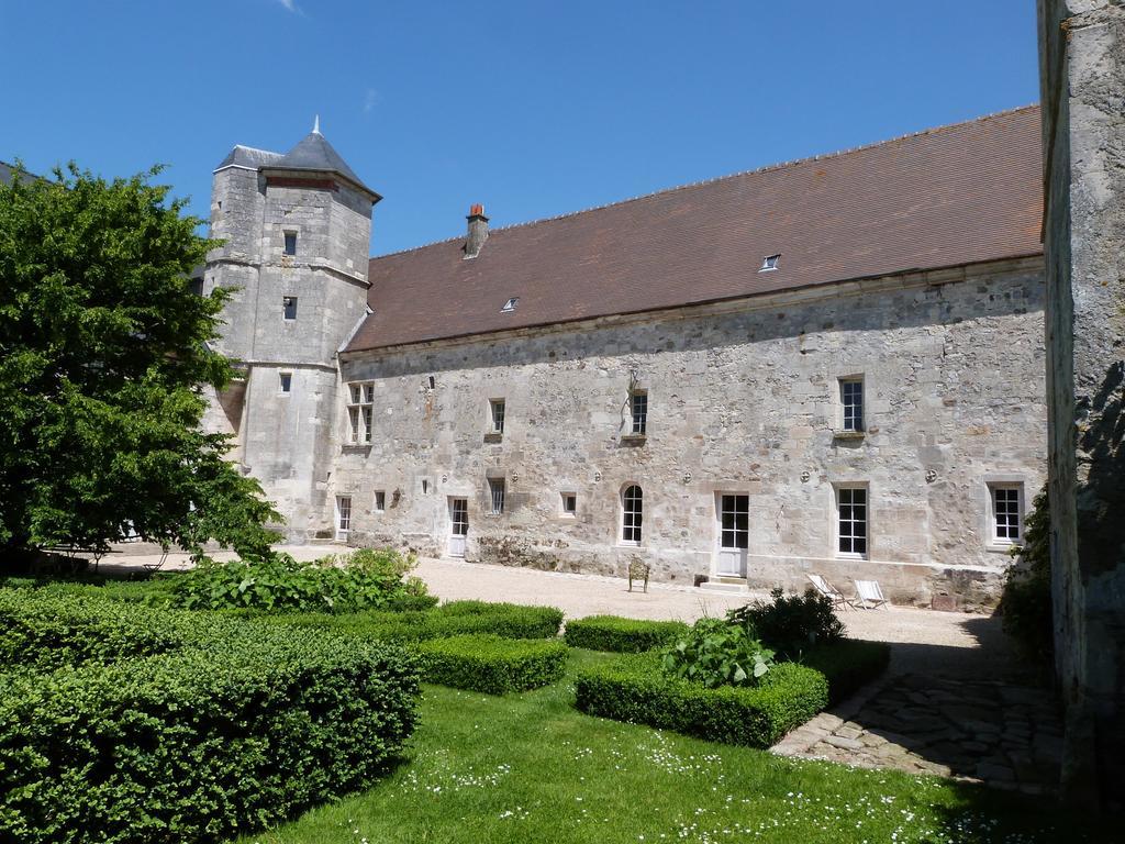 Manoir Du Plessis Au Bois Bed & Breakfast Vauciennes  Exterior photo