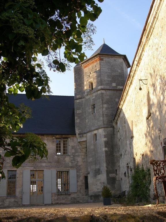 Manoir Du Plessis Au Bois Bed & Breakfast Vauciennes  Exterior photo