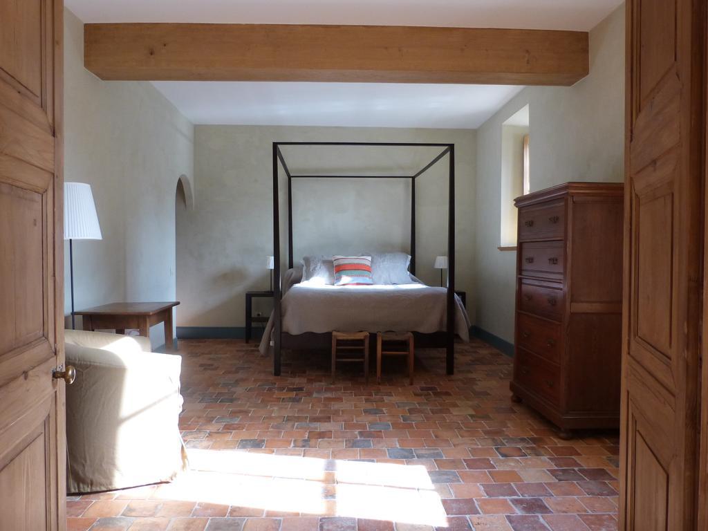 Manoir Du Plessis Au Bois Bed & Breakfast Vauciennes  Room photo