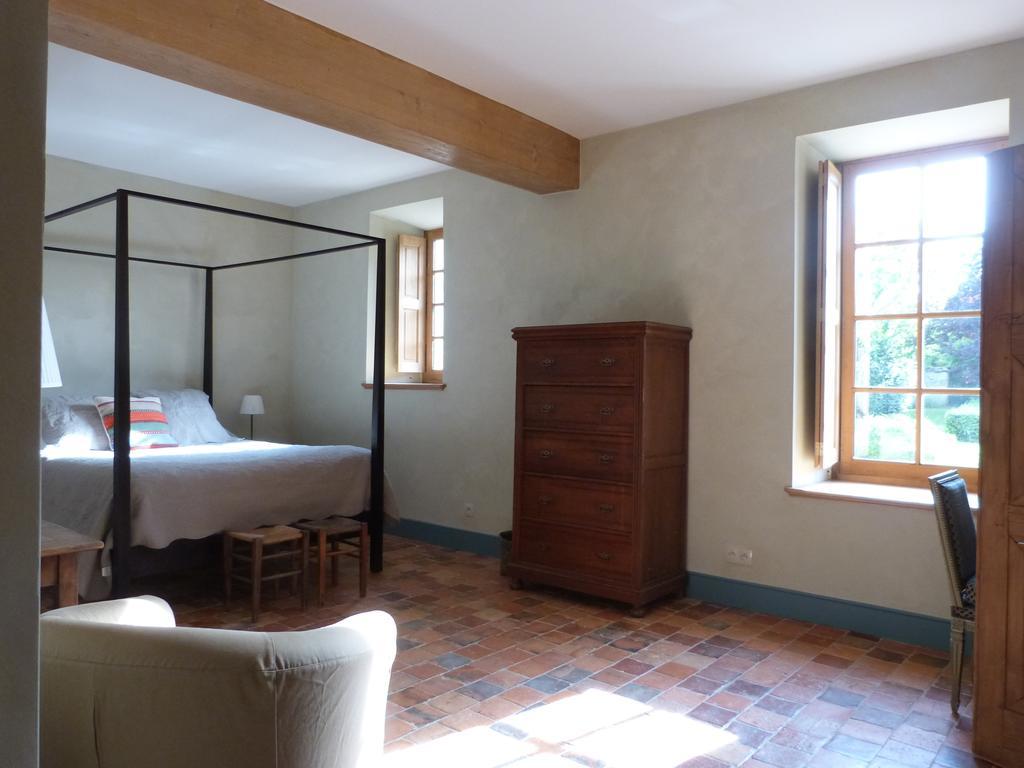 Manoir Du Plessis Au Bois Bed & Breakfast Vauciennes  Room photo
