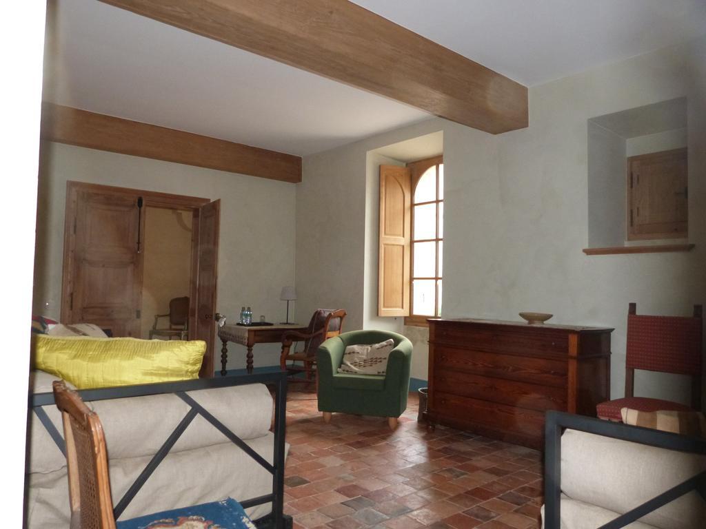 Manoir Du Plessis Au Bois Bed & Breakfast Vauciennes  Room photo
