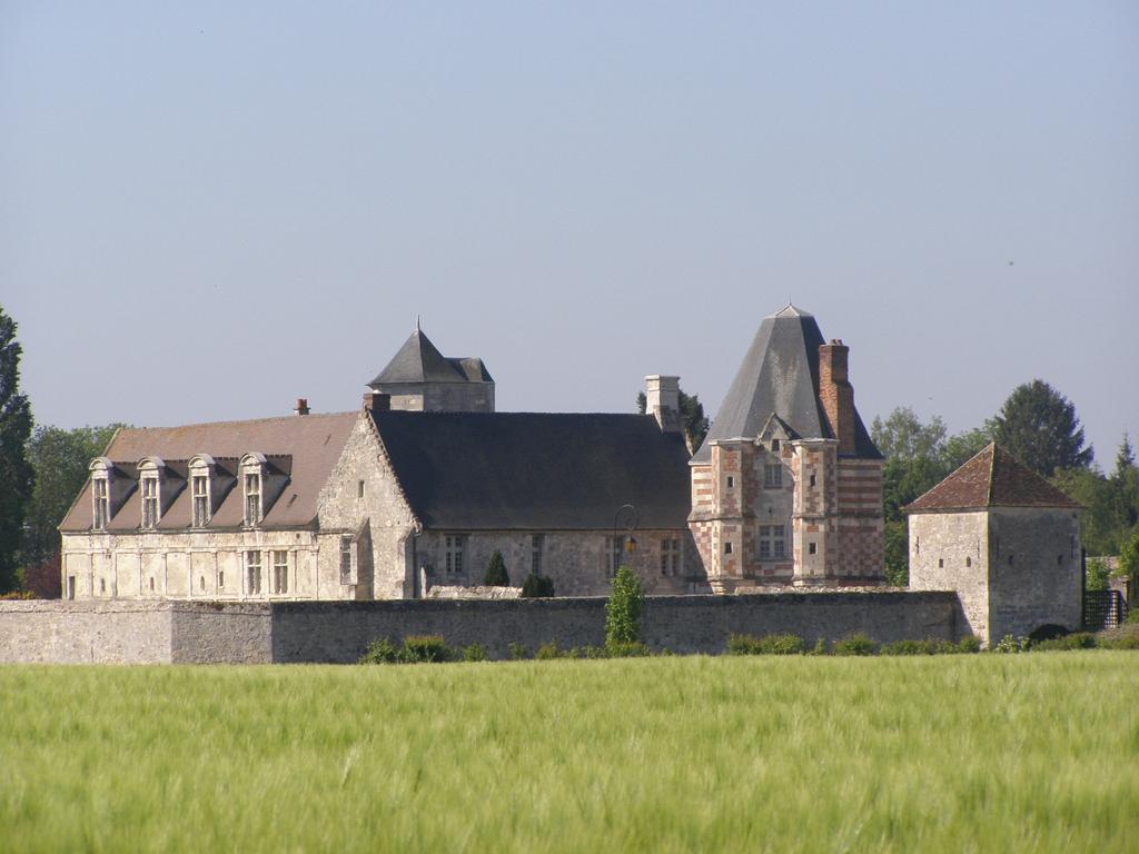 Manoir Du Plessis Au Bois Bed & Breakfast Vauciennes  Exterior photo