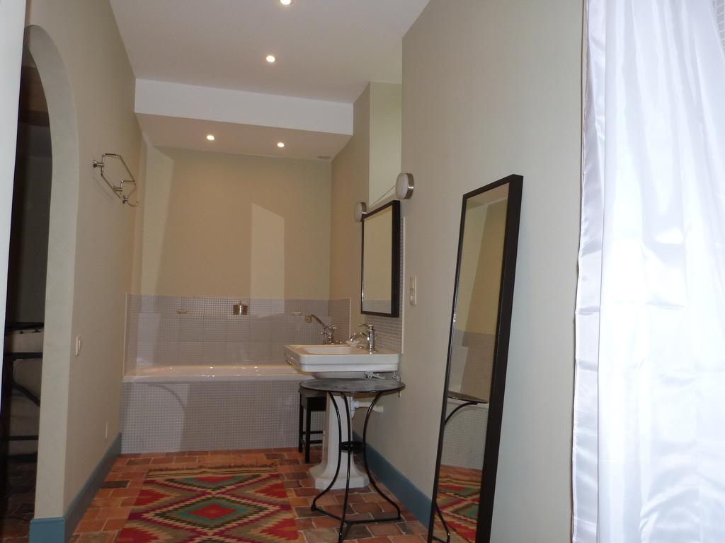 Manoir Du Plessis Au Bois Bed & Breakfast Vauciennes  Room photo